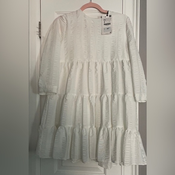 Zara Dress - Picture 1 of 2